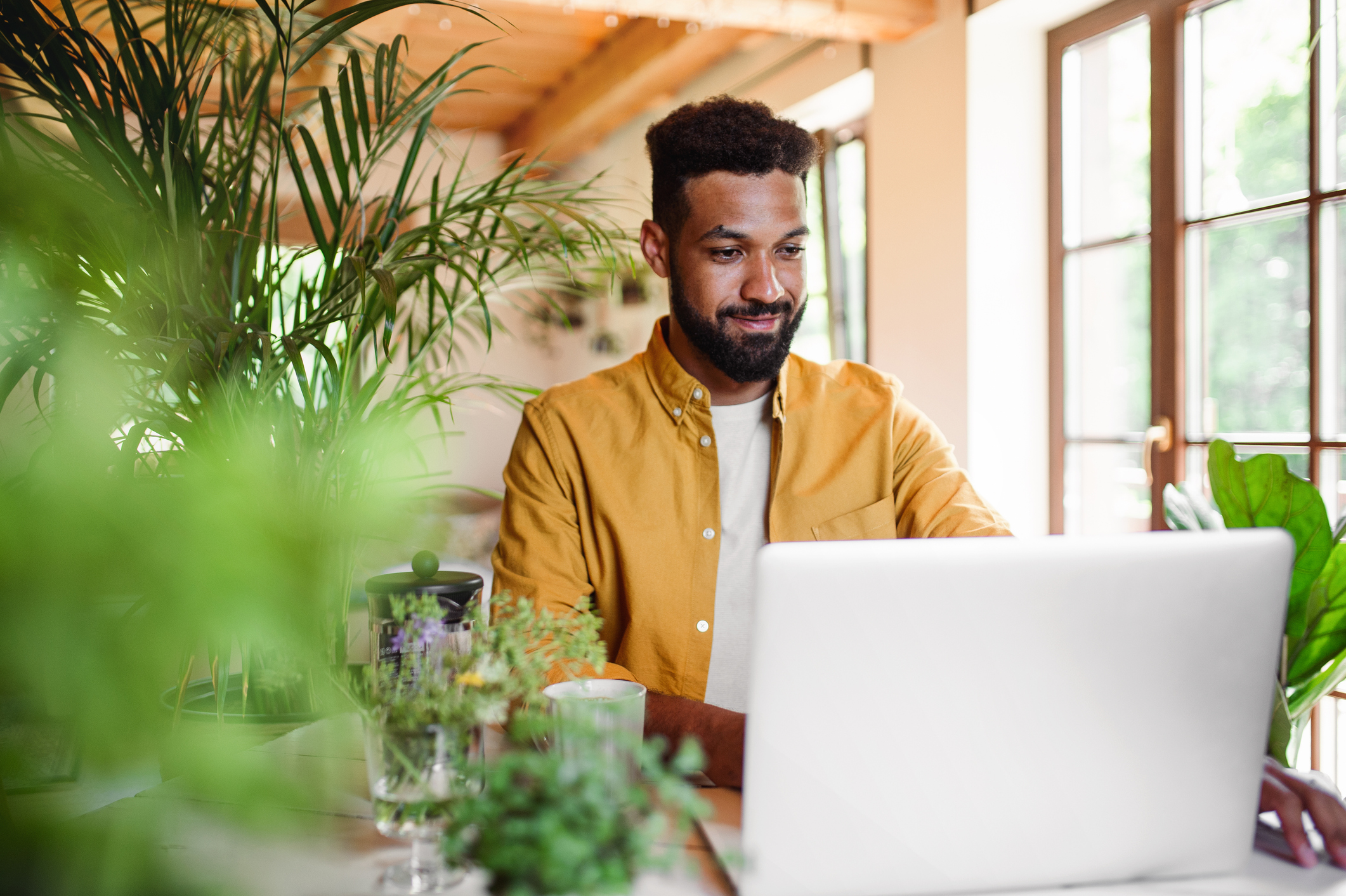 Senior Sales Development Representative
